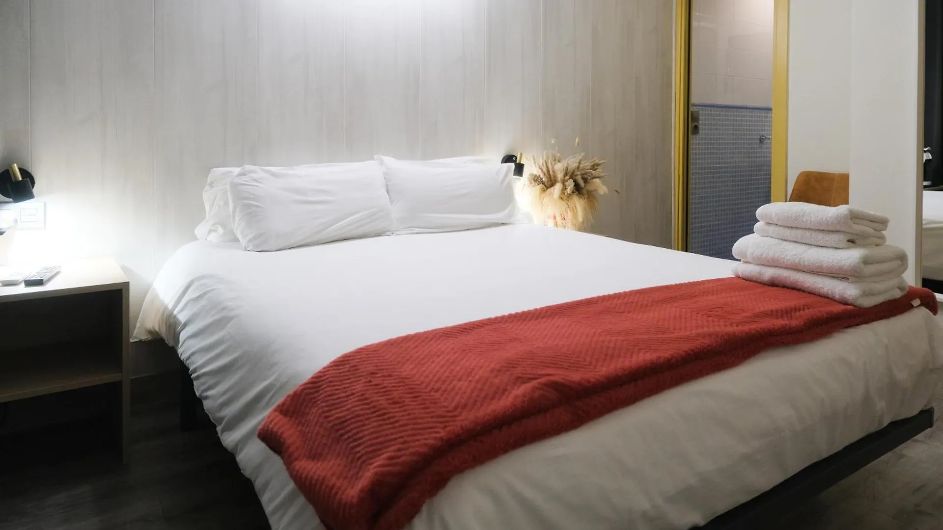 Pension Artea San Sebastián 2*,  İspanya